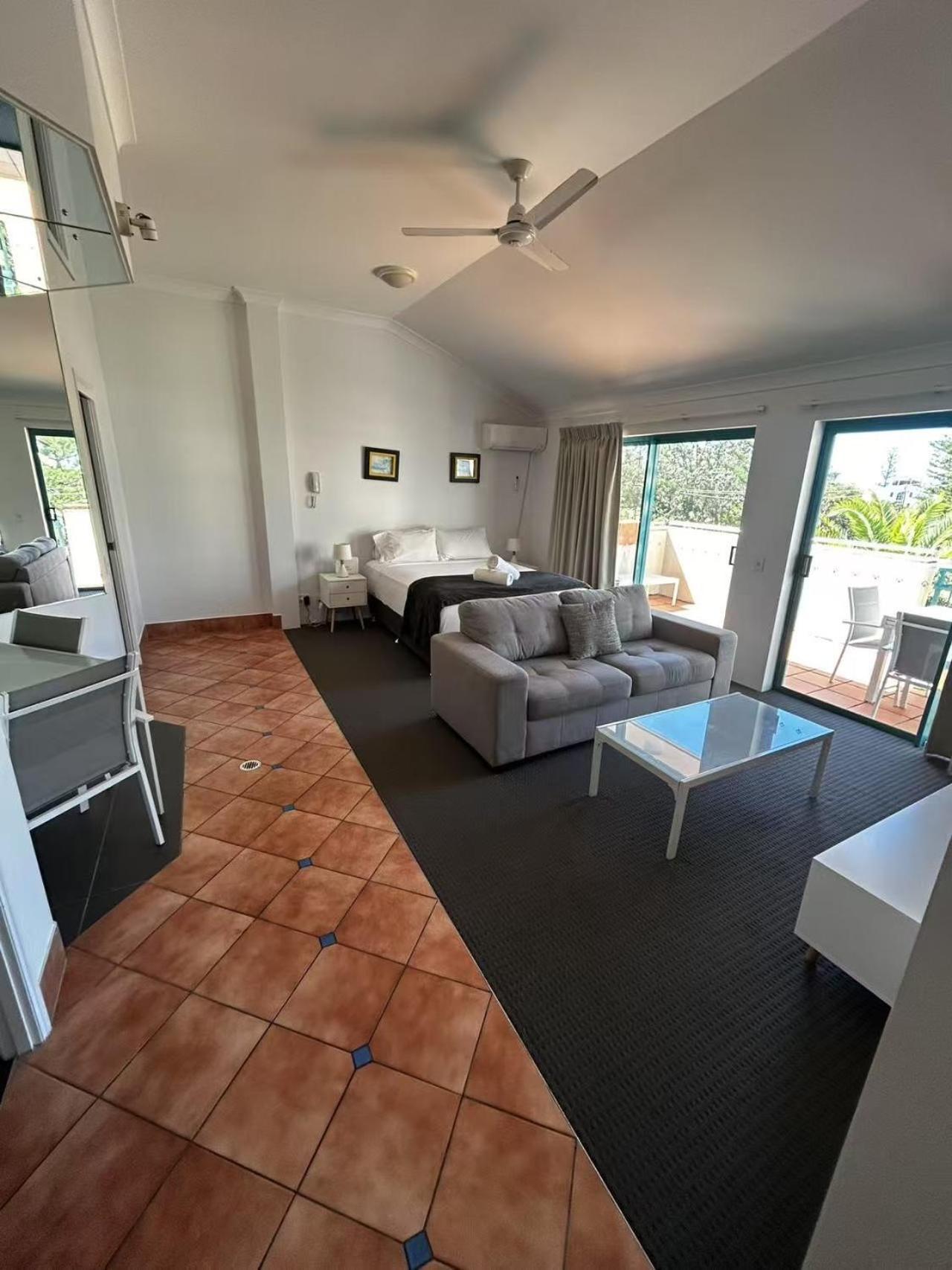 Aruba Beach Resort Broadbeach Zewnętrze zdjęcie